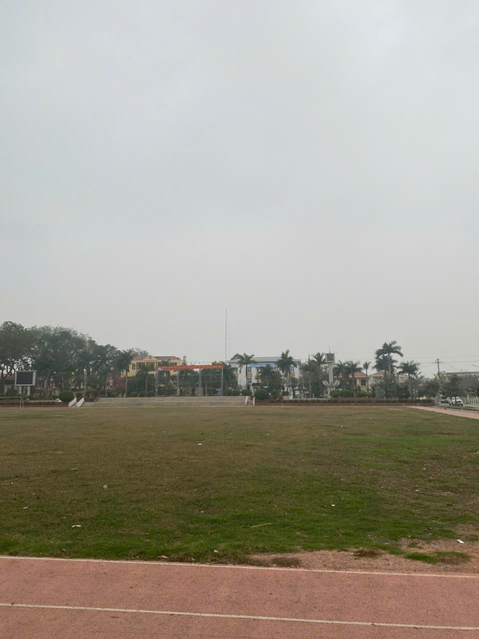 Tranh chấp Giao dịch dân sự xác lập trước ngày 01/07/1991 có người Việt Nam định cư ở nước ngoài tham gia với cơ quan, tổ chức trong nước.